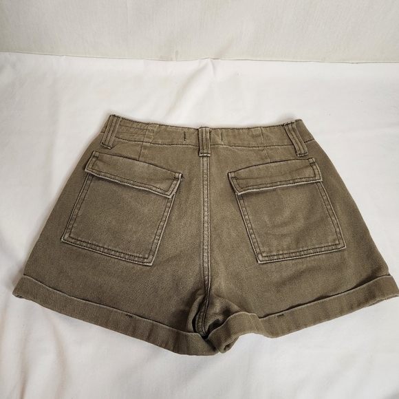 Pacsun Mom Short Olive Green Size 25. Cottage - Picture 2 of 6